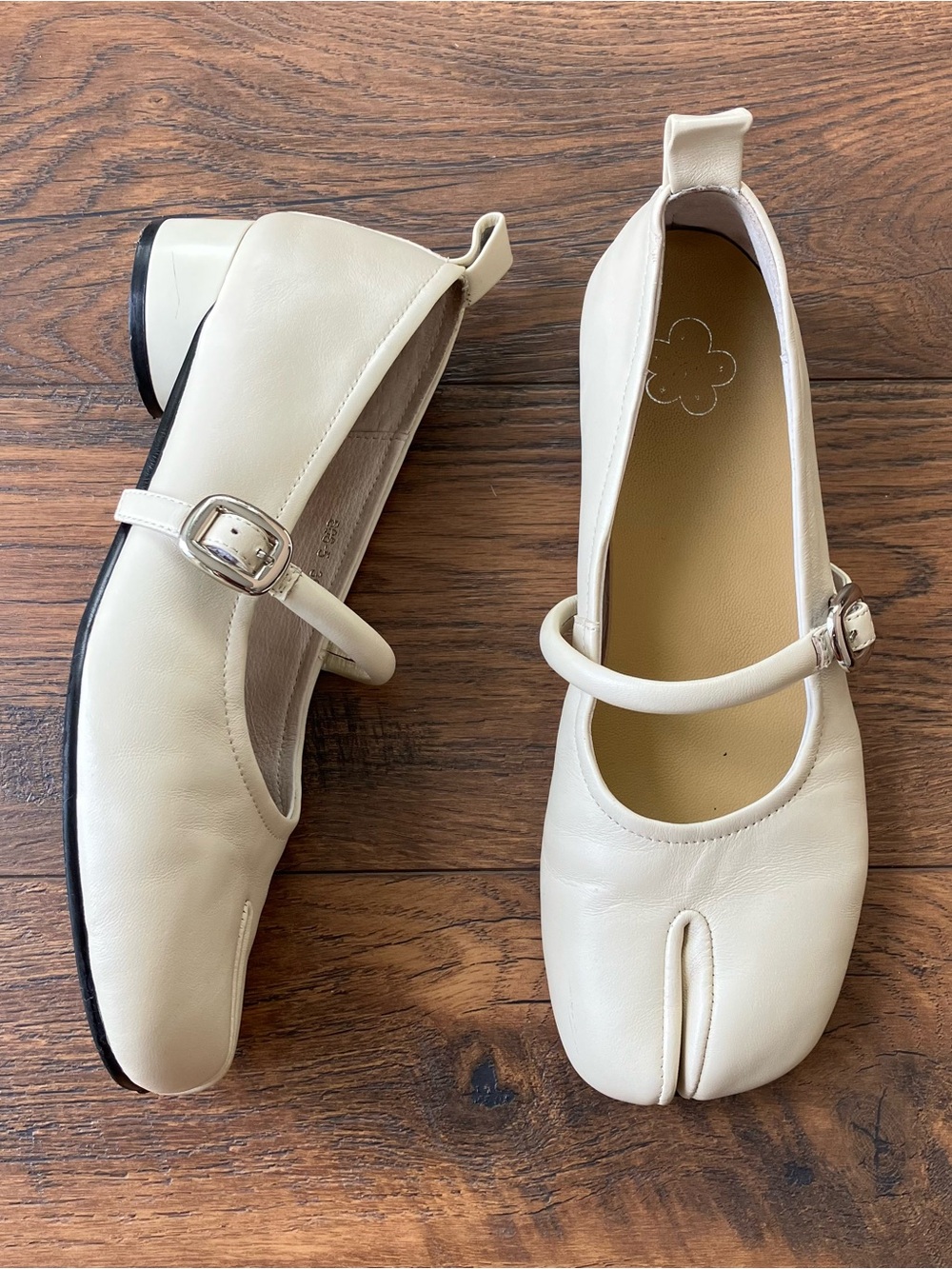 Mary Lo Cream Leather Tabi Mary Janes